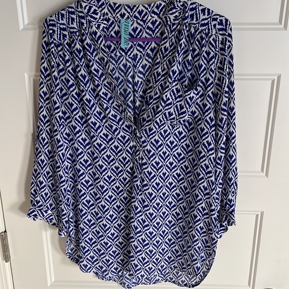 Blouse - Picture 2 of 2